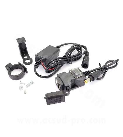 CARGADOR USB UNIVERSAL CON INTERRUPTOR SCOOTER/MOTO 12V/2.1A R: 540016H